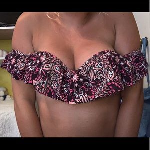 Pattern bathing suit top. Size small. Never worn.